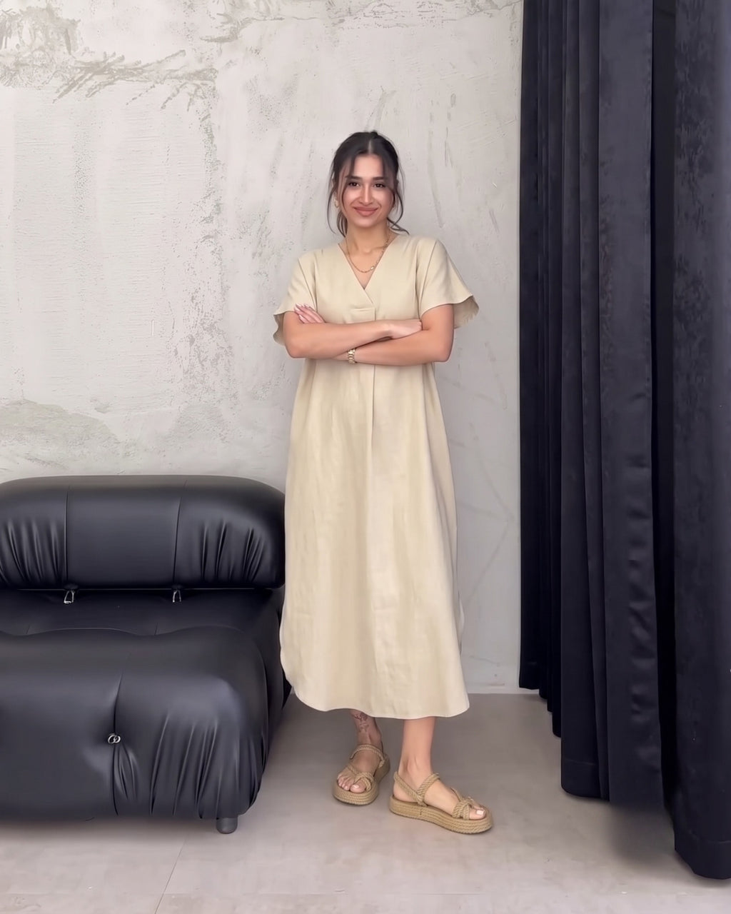 Kiana - Cream Premium Linen Relaxed V-Neck Midi Dress