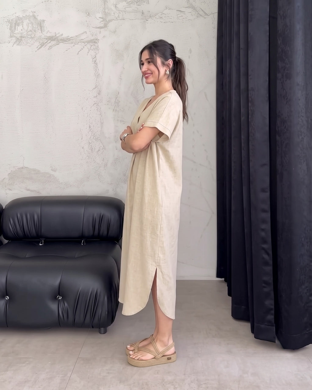 Kiana - Cream Premium Linen Relaxed V-Neck Midi Dress