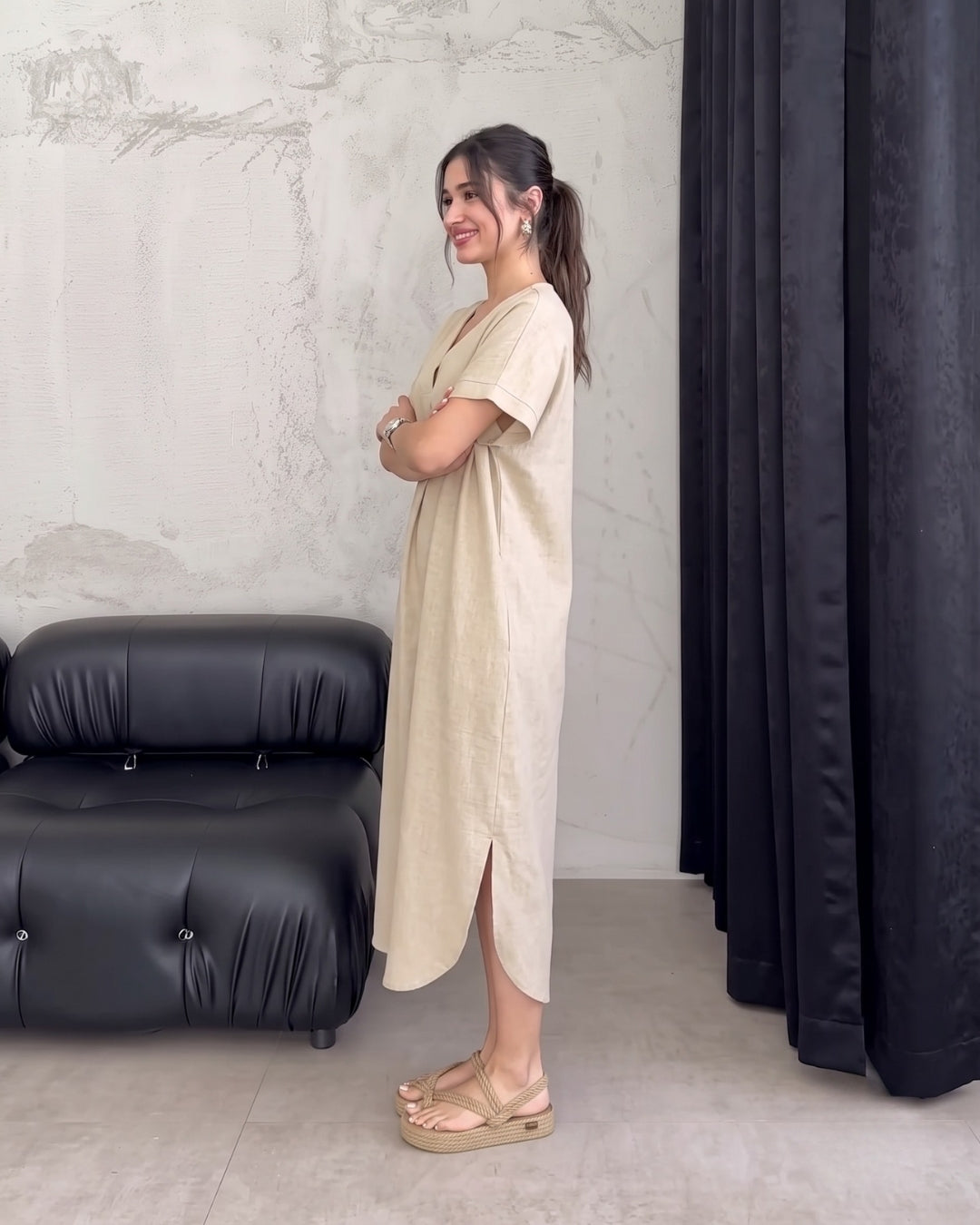Kiana - Cream Premium Linen Relaxed V-Neck Midi Dress