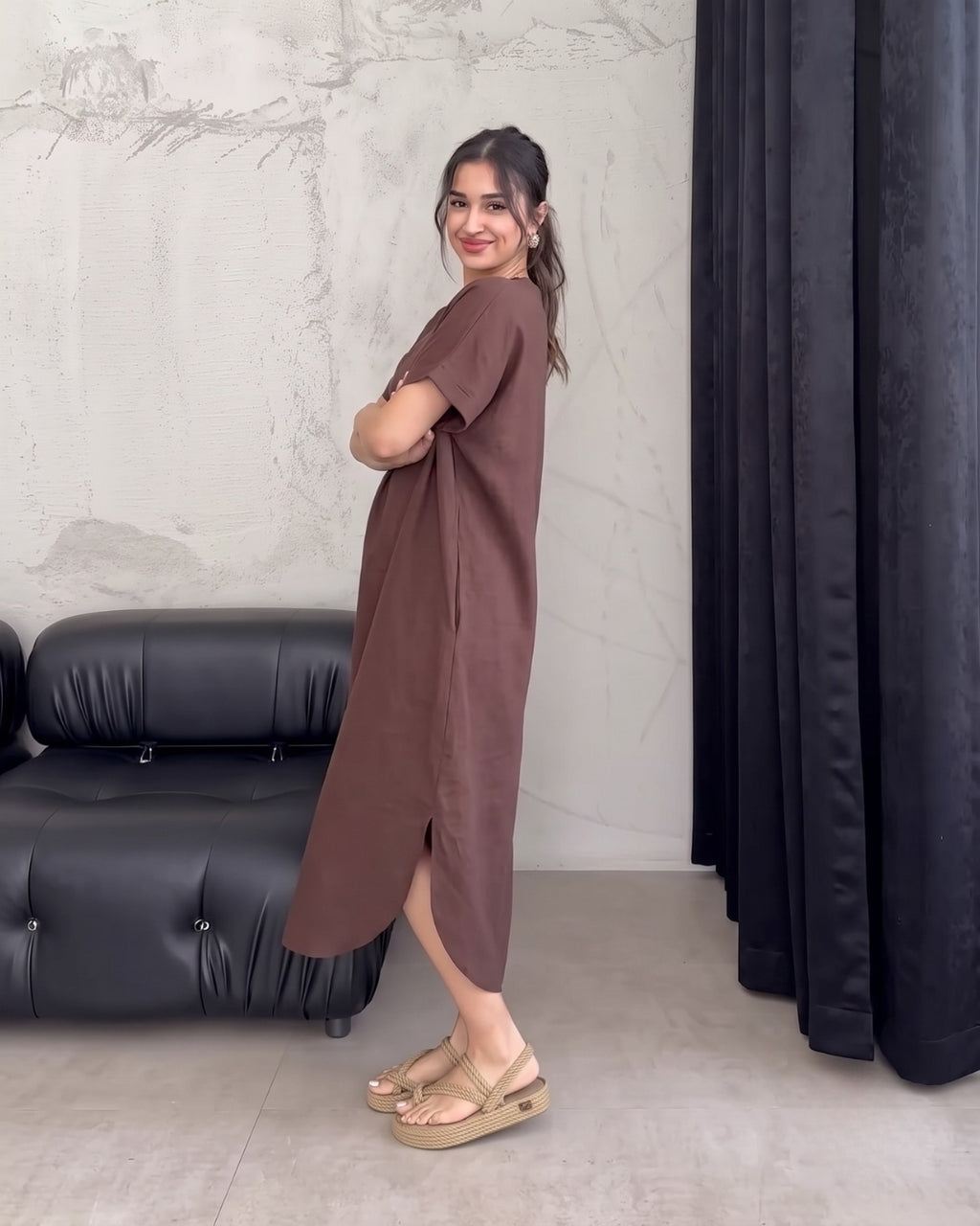 Kiana - Brown Premium Linen Relaxed V-Neck Midi Dress