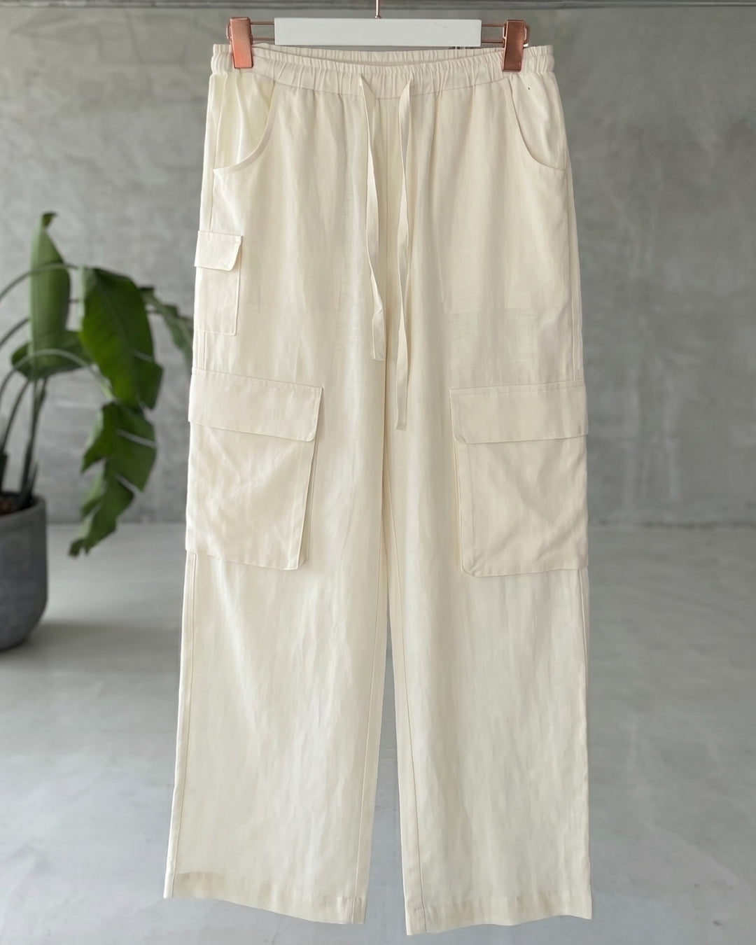 Kia - Ivory Premium Cargo Co-Ord Set
